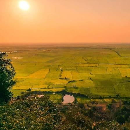 Phnom Krom E-Bike & Sunset Boat Tour